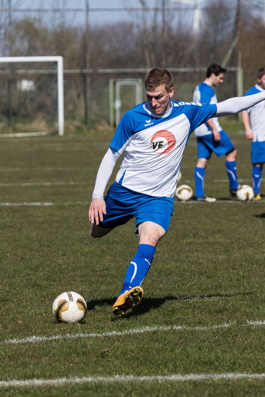 Bild 63 - Herren TSV Wiemersdorf - TuS Hartenholm III : Ergebnis: 2:1